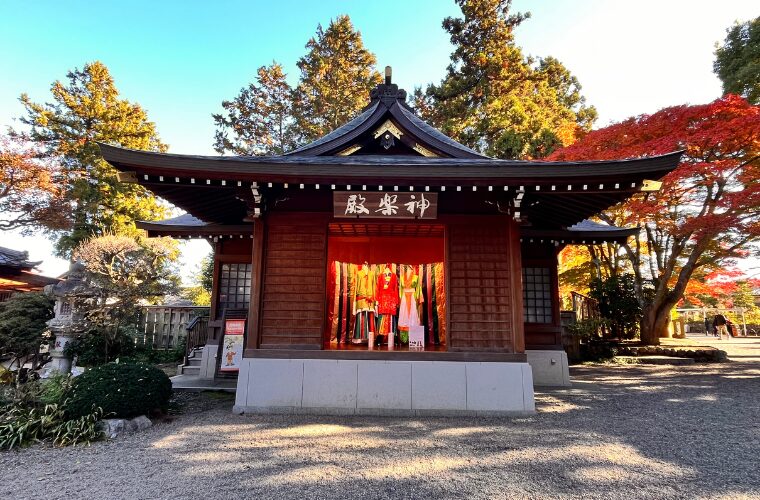 高麗神社　神楽殿